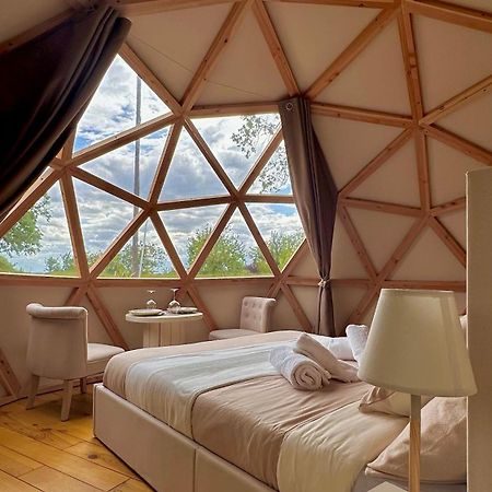 Dome Pathome Catonvielle Buitenkant foto