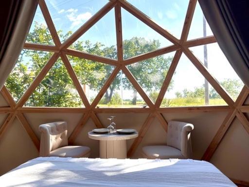 Dome Pathome Catonvielle Buitenkant foto